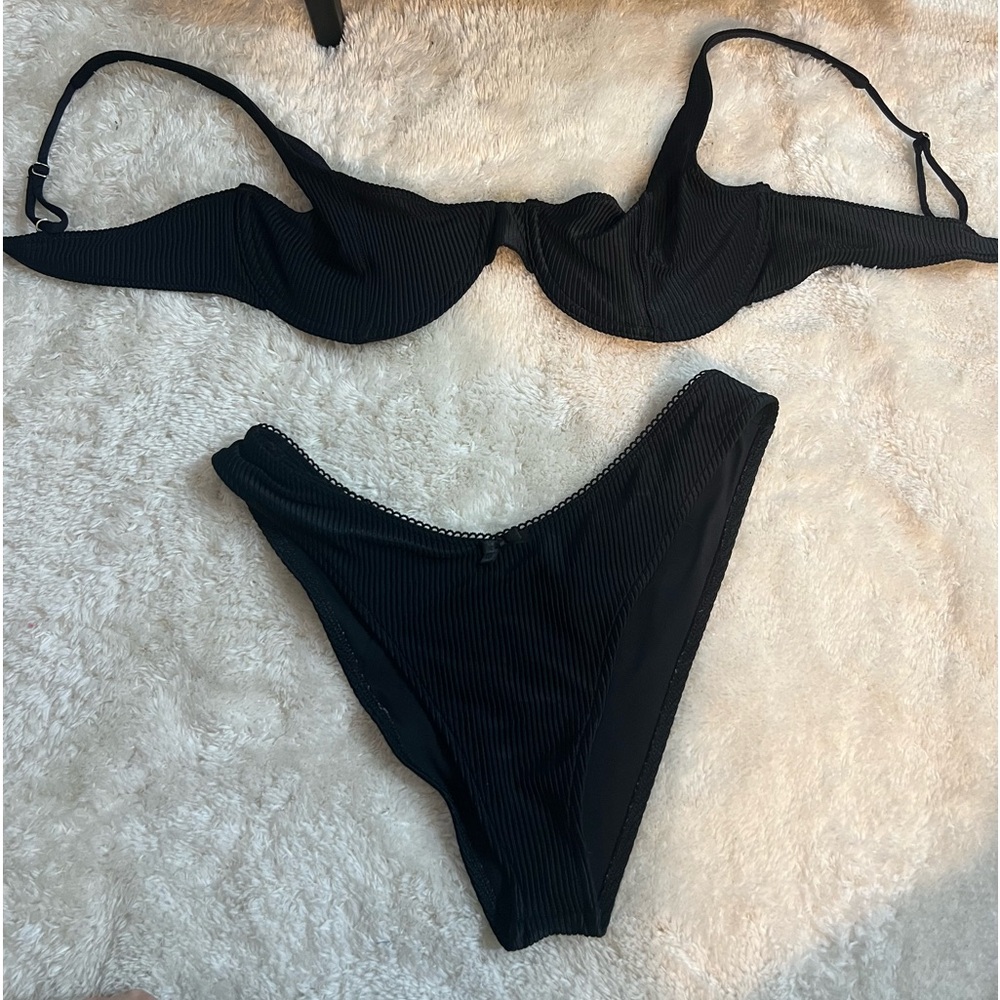 Frankie’s bikini
